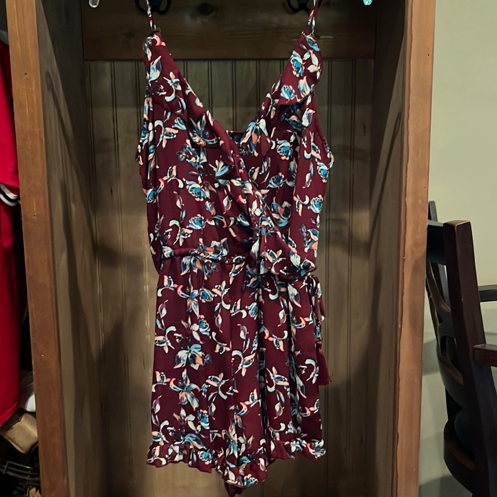 NWOT small maroon romper